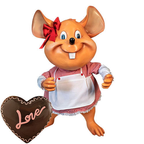 Marie, the baker mouse.